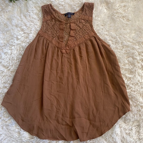 American Eagle Outfitters Tops - ✨3/$12✨ American Eagle Lace Tank